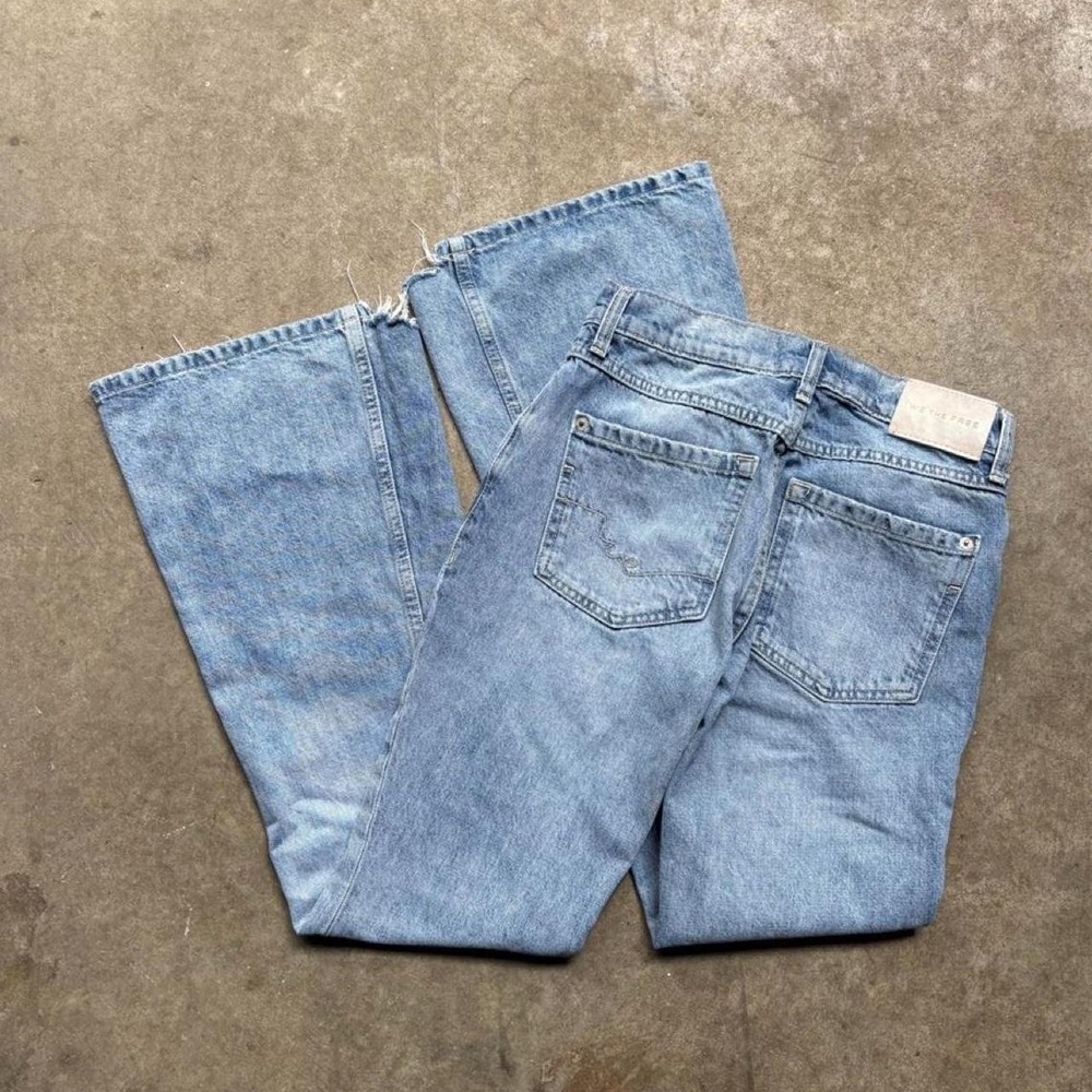 Free People blue denim flared jeans Women's size 26"